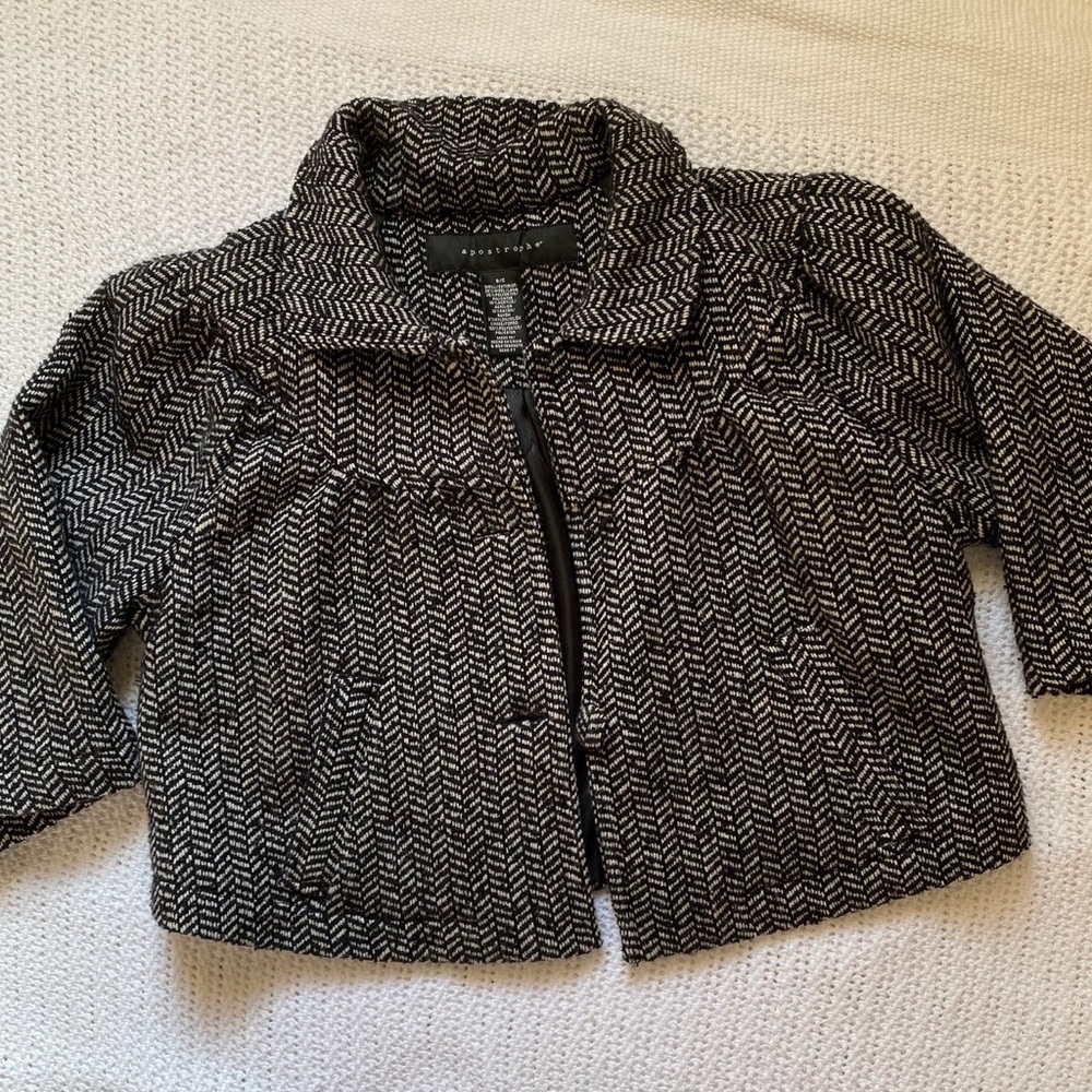 Apostrophe Cropped Coat